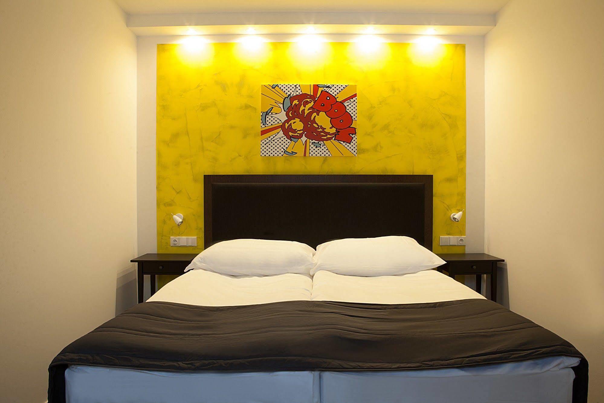 Hotel Koruna Хлумец над Сидлиноу Екстериор снимка